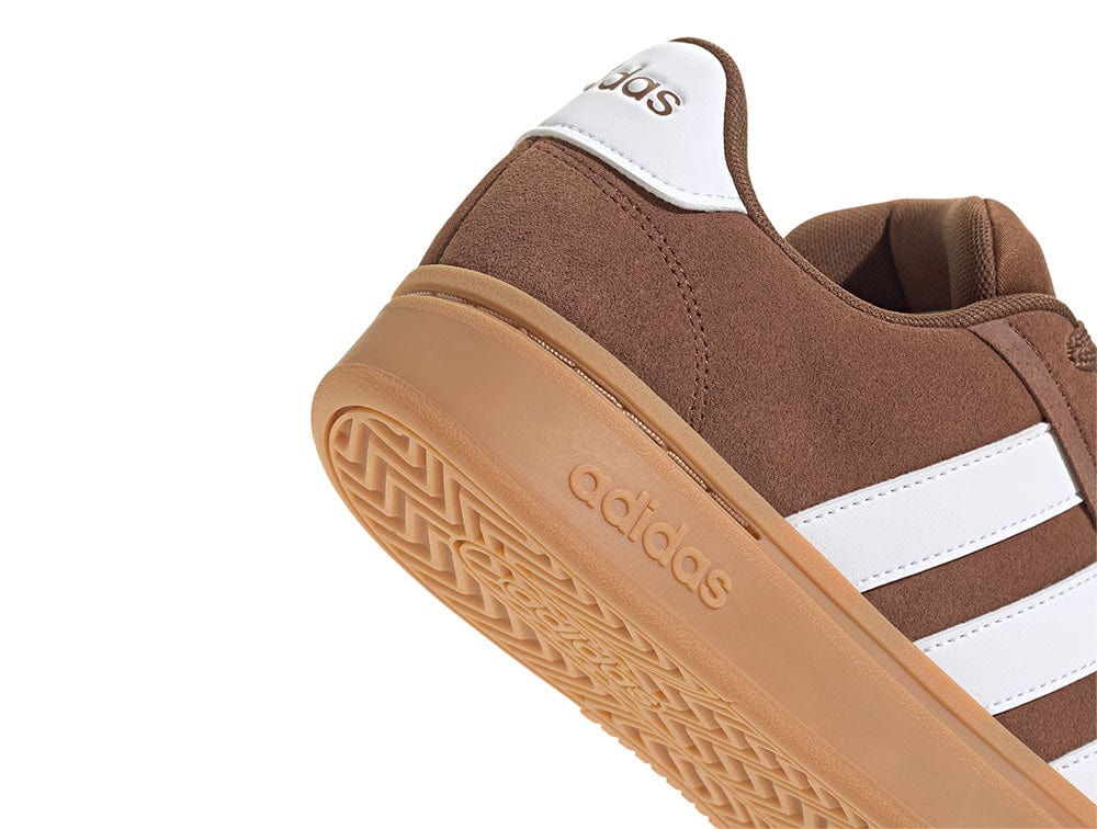 Zapatilla Adidas Grand Court Alpha 00S Hombre Café/Blanco/Suela Gum
